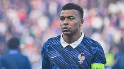 Como a FFF transformou uma sessão de fotos numa crise com Mbappé