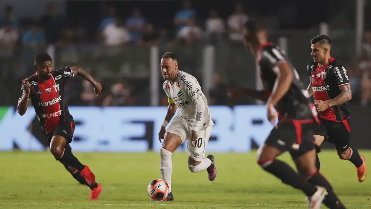 André Luis comemora gol pelo Vila Nova contra o Botafogo SP no Estádio OBA pela Série B 2026