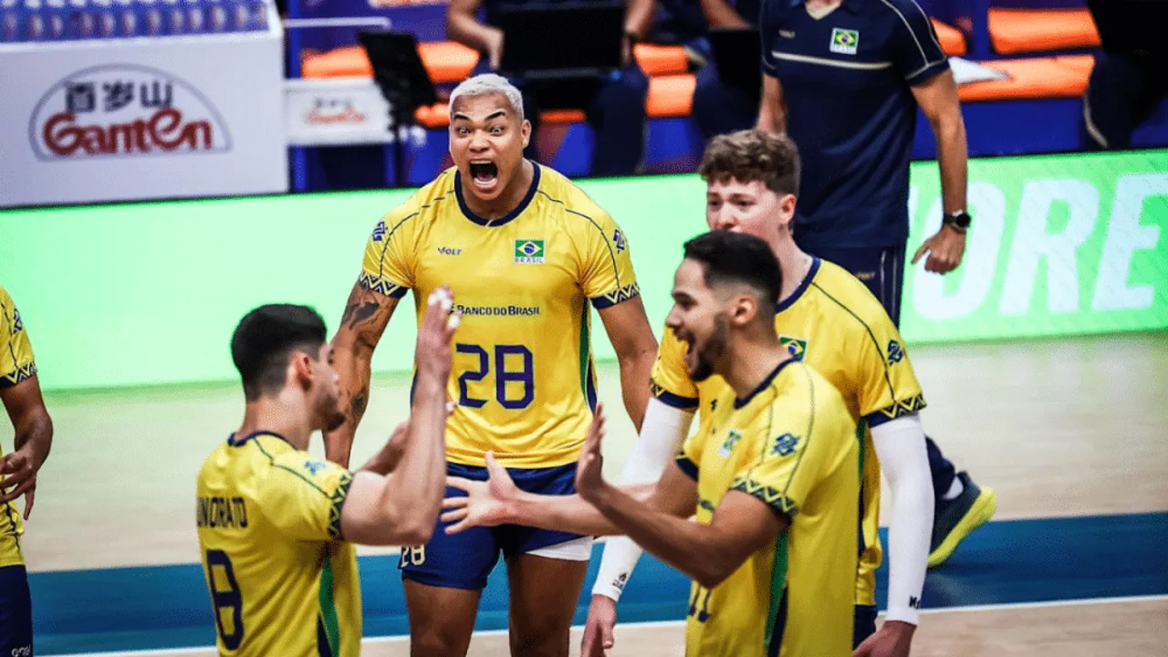 Central Flávio com braçadeira de capitão da seleção brasileira masculina de vôlei no Maracanãzinho durante a VNL 2026