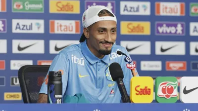 Raphinha não conquistou o Brasil e a Copa do Mundo 2026 é sua última chance