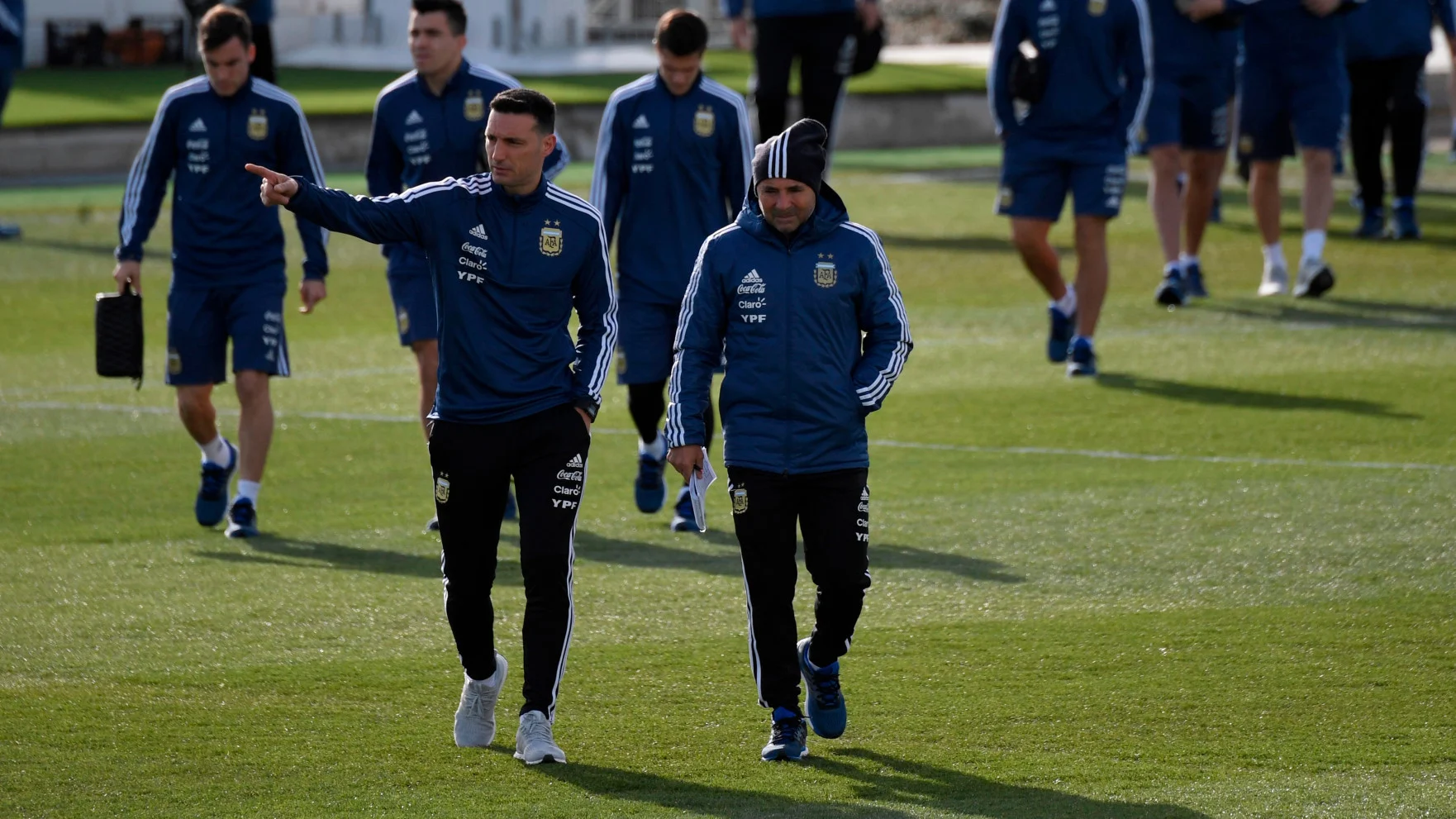 Sampaoli assume com a Argentina no limite da classificação Sampaoli chega à Arge