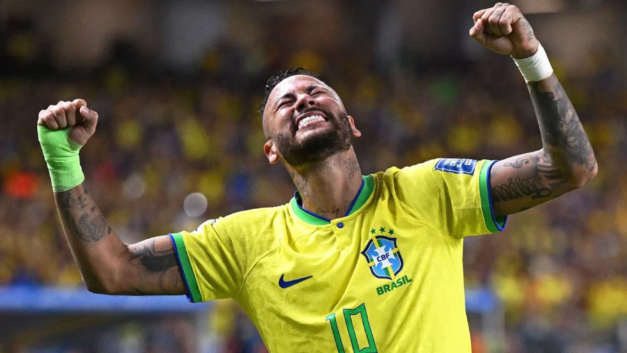 Neymar com a camisa da Seleção Brasileira olhando para o campo durante aquecimento na Copa do Mundo 2026