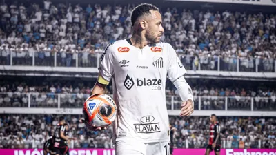Outdoor de 100 metros com Neymar viraliza na Índia e expõe devoção que o Brasil nunca viu