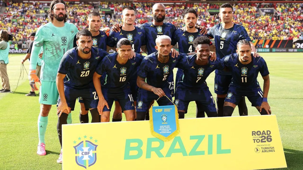 Marquinhos com braçadeira de capitão da Seleção Brasileira no MetLife Stadium antes da estreia contra o Marrocos