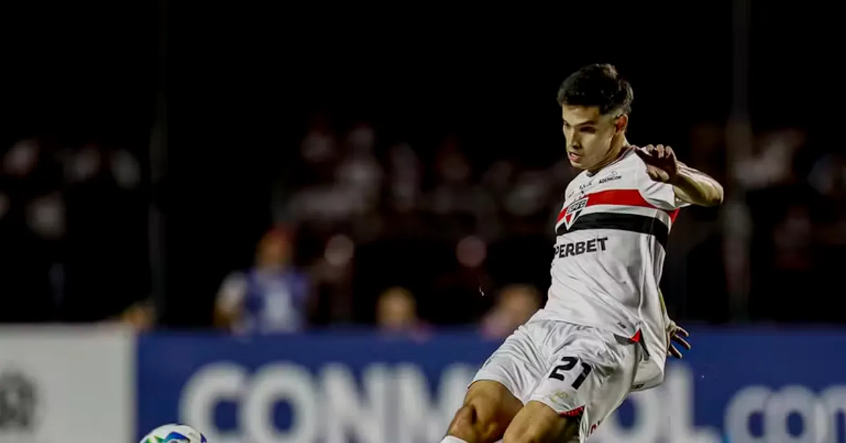 A lesão que mudou o plano de Alfaro na véspera do jogo Sem Enciso e mais perigos