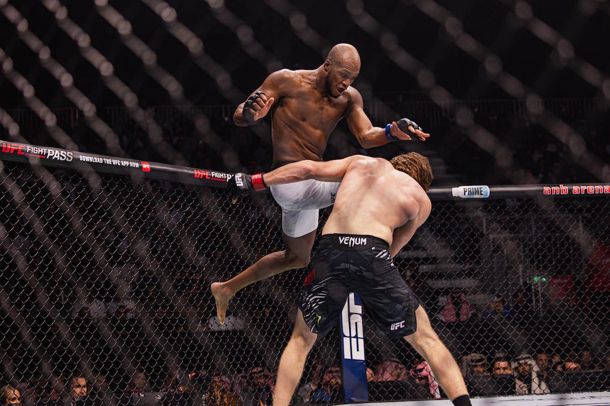 O que US$ 50 mil representa para um lutador profissional Dana White triplica bôn