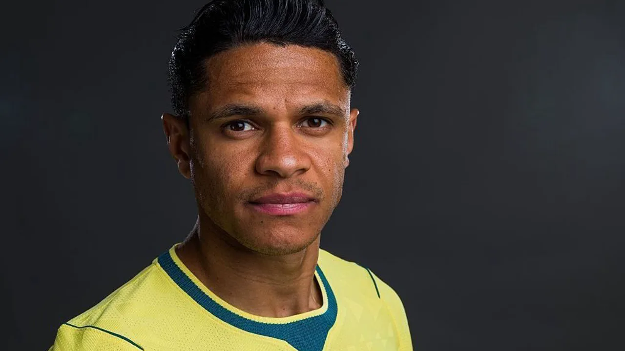 Alex Sandro, Rayan e Douglas Santos com a camisa da Seleção Brasileira durante treino na Copa do Mundo 2026