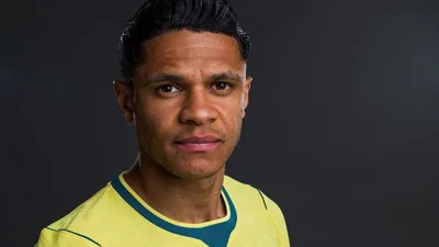Rayan, Alex Sandro e Douglas Santos esgotam antes de Neymar e Vini Jr na Nike