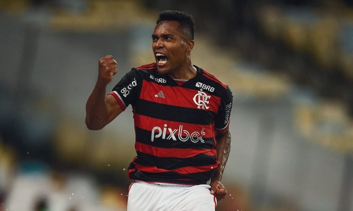O que os números do estoque da Nike revelam sobre o torcedor Rayan, Alex Sandro