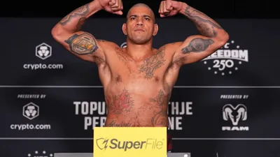 Gaethje já foi o azarão antes — e Topuria pode ter criado a armadilha errada