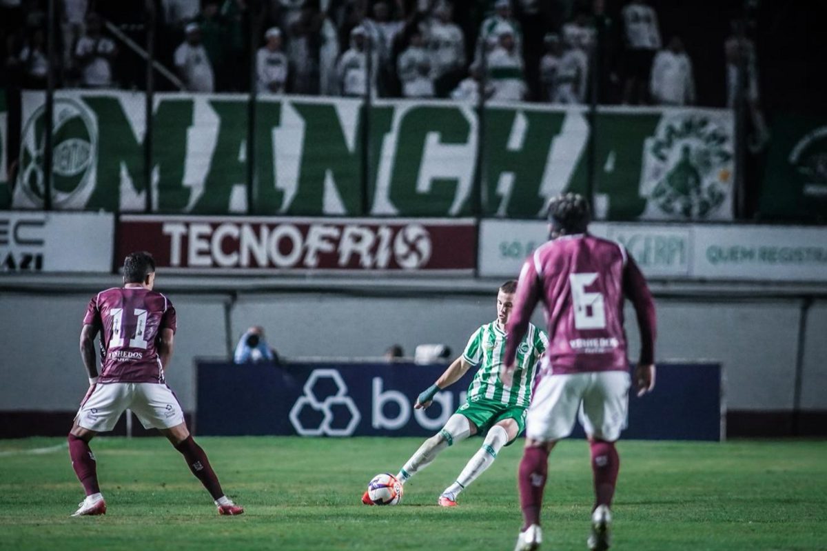 O herói da partida Marcos Paulo faz dois e Juventude despac