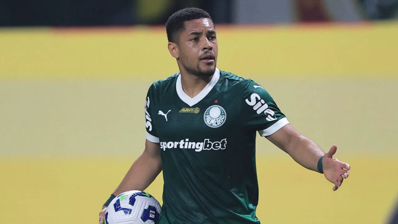 Vitor Roque e Yuri Alberto em campo pelo Brasileirão Série A 2026, camisa 9 do Palmeiras e do Corinthians