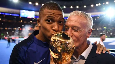 Como Deschamps admitiu que a França chega ao Mundial sem ser favorita