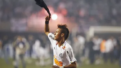 Neymar e a arte de ainda ser o número 10 que o Brasil não sabe substituir