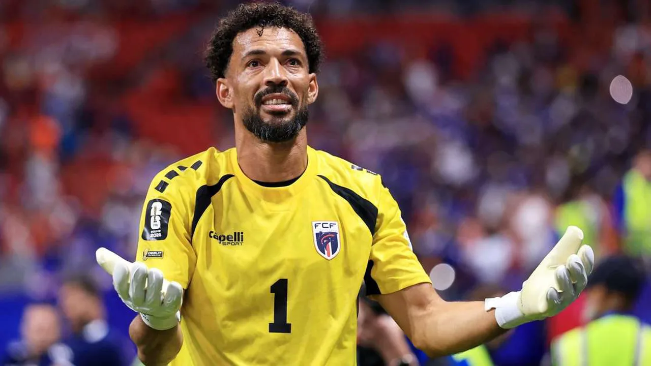 Goleiro Vozinha de Cabo Verde chorando após jogo contra a Espanha na Copa do Mundo 2026