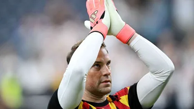 Como Neuer passou nos testes físicos e superou Matthäus aos 40 na Copa
