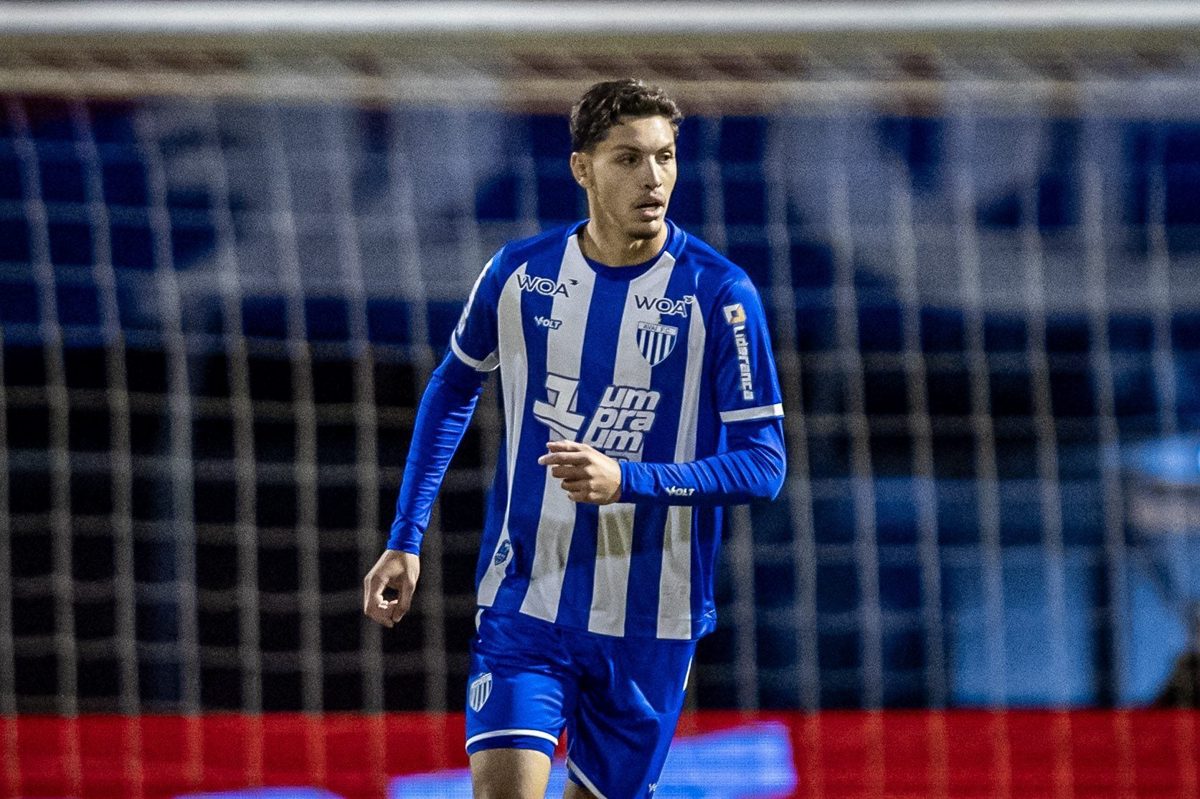 O time visitante entrou pensando em Jean Lucas decide no primeiro tempo e Av
