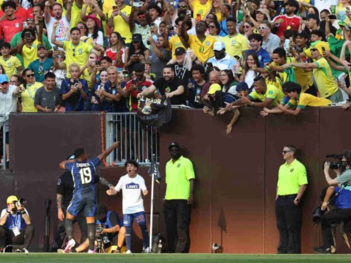 Suárez vê o Uruguai no limite e cobra reação dos jogadores Suárez detona Bielsa
