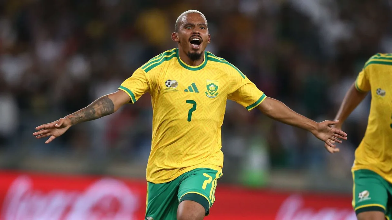 Oswin Appollis, atacante camisa 7 da seleção da África do Sul, em ação na Copa do Mundo 2026