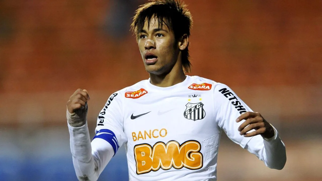 Neymar aquecendo à beira do campo com a camisa 10 da Seleção Brasileira durante a Copa do Mundo 2026