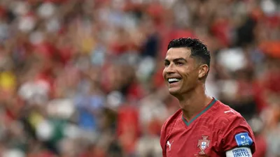 Ronaldo marca 2, quebra 3 recordes e transforma vaias em história na Copa