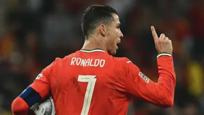 Como Ronaldo marcou 10 gols em 6 Copas e deixou Neymar para trás aos 41 anos