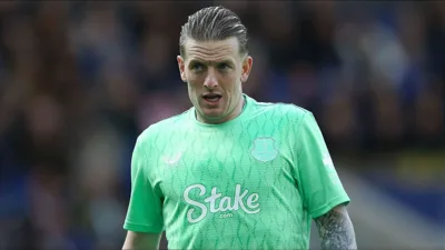 Tuchel confronta Pickford em campo e a defesa inglesa começa a Copa sob pressão