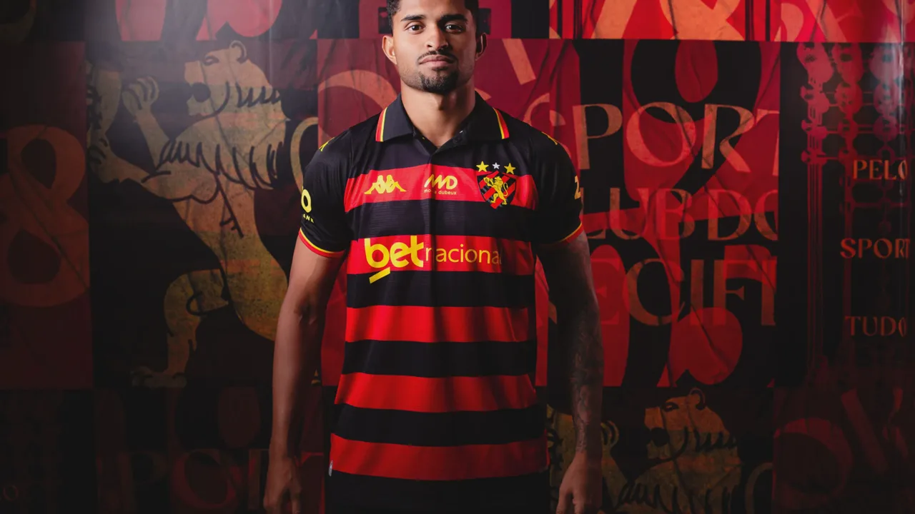 Edson Lucas, zagueiro do Sport Recife, com a camisa 96 durante partida do Brasileirão Série A 2026