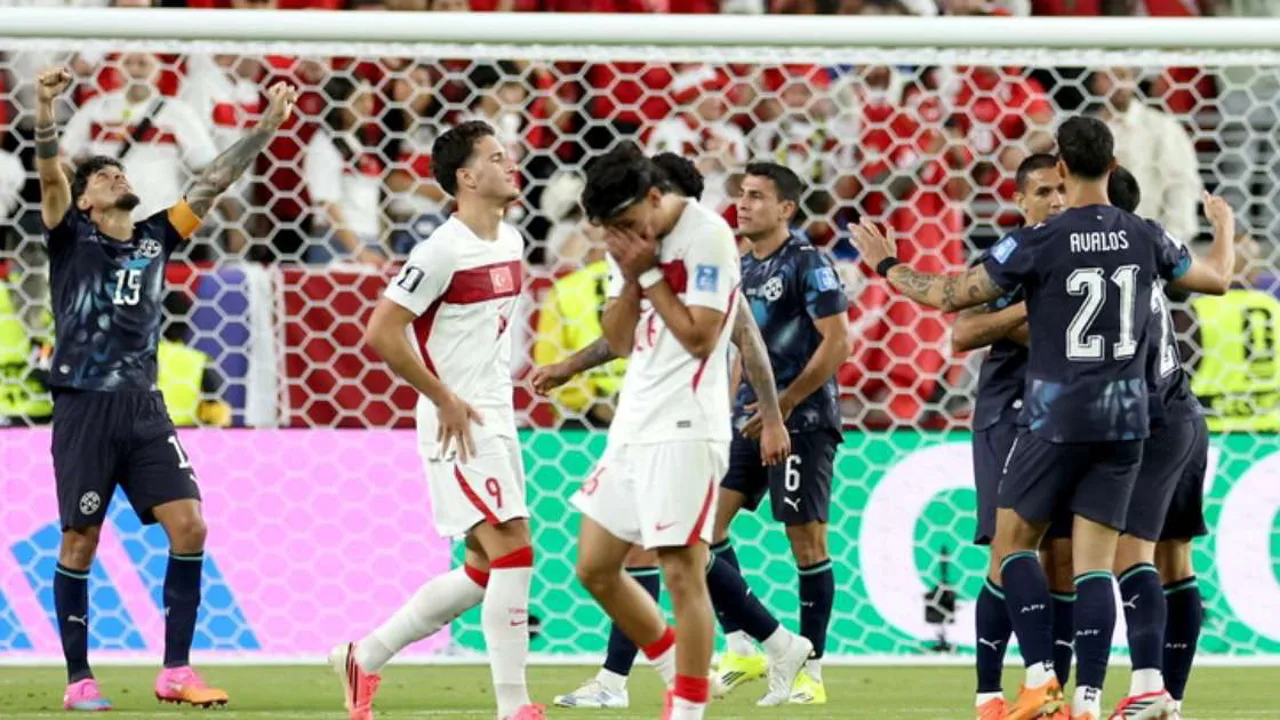 Jogadores da Seleção Brasileira comemoram classificação na fase de grupos da Copa do Mundo 2026