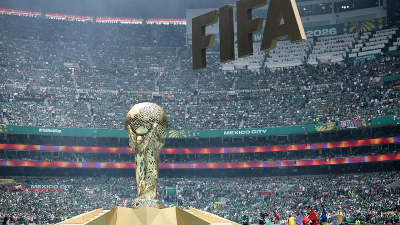 Estádio Azteca lotado com 80.824 torcedores durante a Copa do Mundo 2026 na Cidade do México