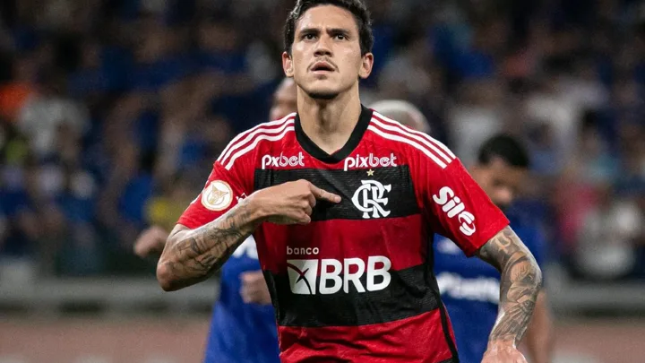 Pedro, atacante do Flamengo, camisa 9, em ação durante partida do Brasileirão Série A 2026
