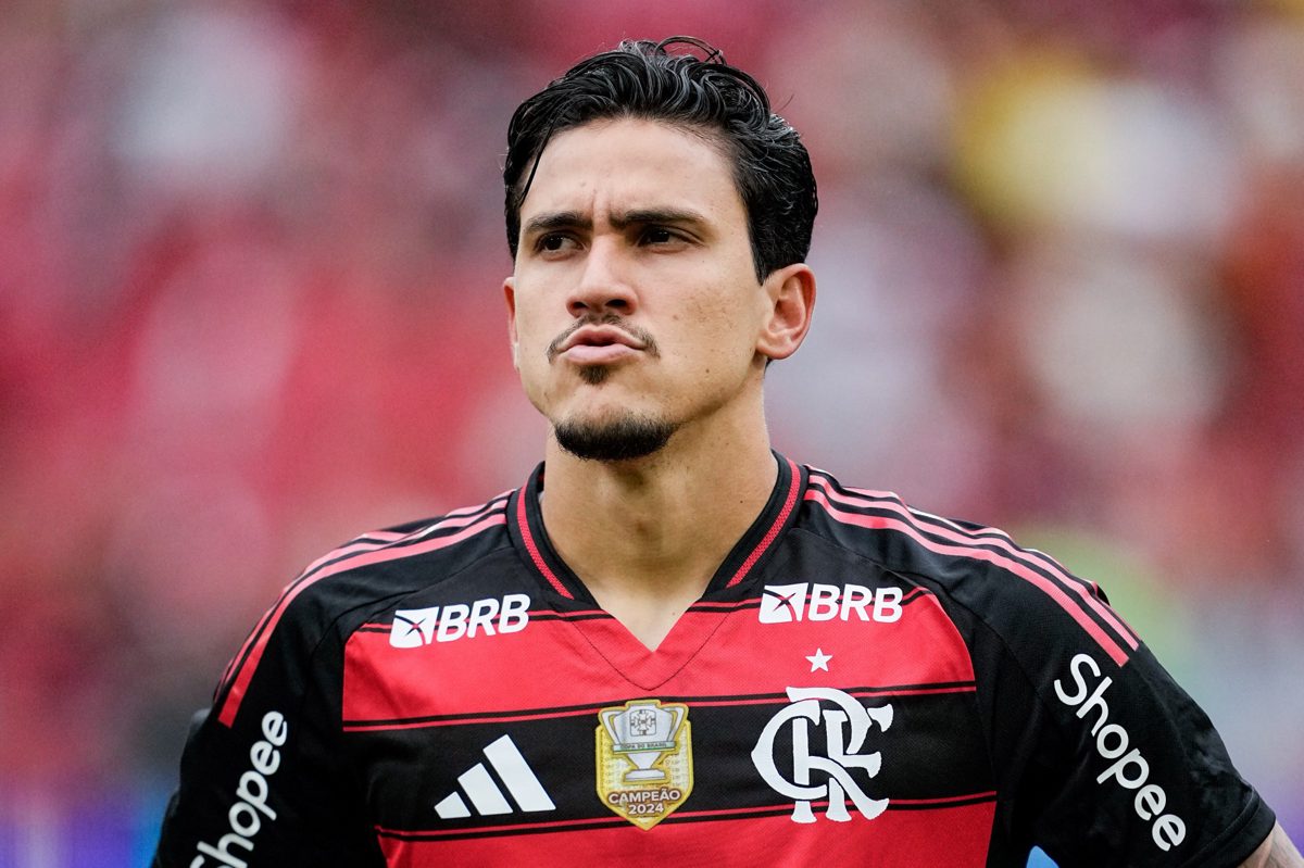 A assinatura técnica que o identifica Pedro e os 12 gols que fazem o camisa 9
