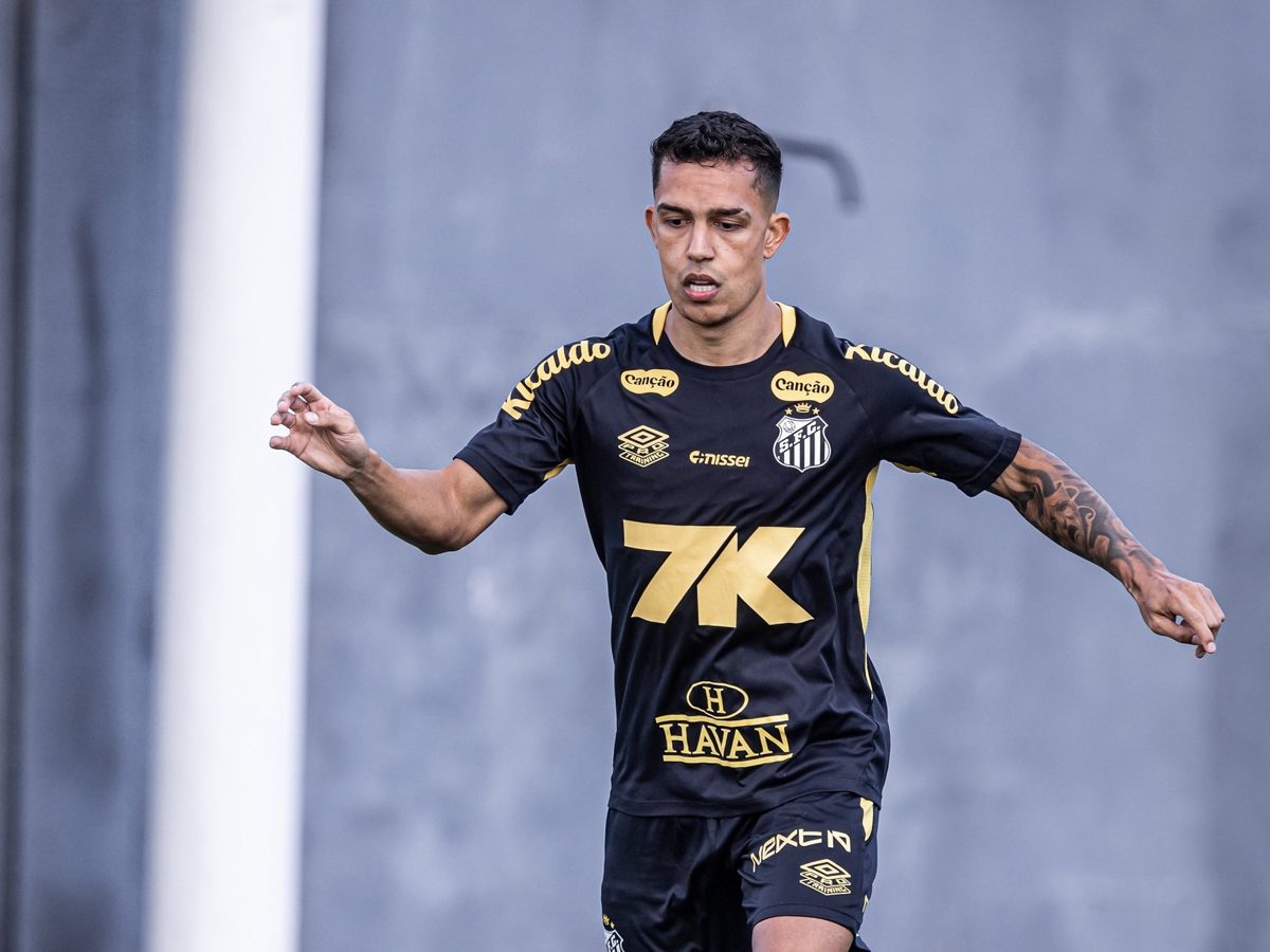 Três jogos, quatro gols e uma hierarquia que ficou clara Vini Jr marca 4 e encos