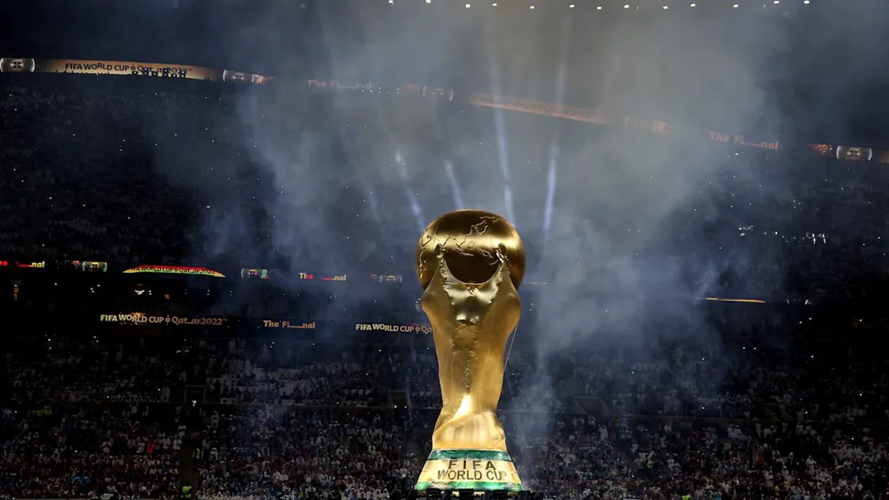 Muslera de joelhos no gramado após falha que eliminou o Uruguai da Copa do Mundo 2026
