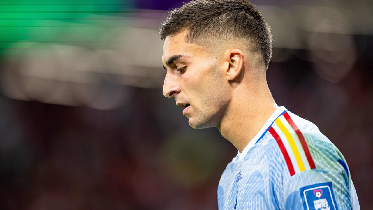 Ferran Torres com a camisa 7 do Nantes em campo durante partida da Ligue 1 2026