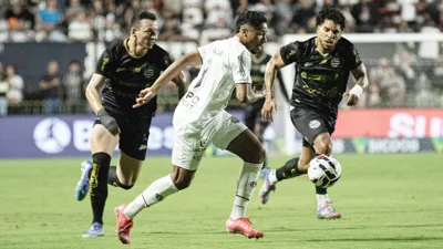 Zinho escolhe Pelé, mas admite que Messi o surpreende mais do que em 2022