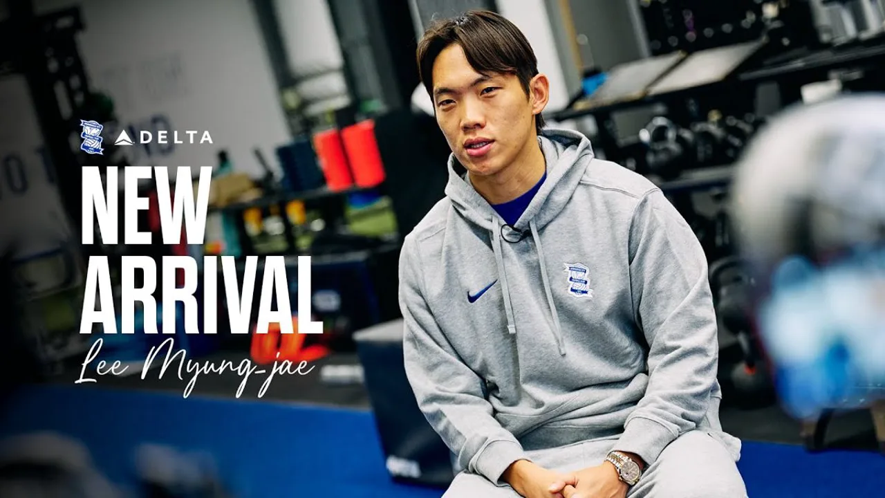 Lee Myung-Jae, zagueiro da Coreia do Sul, camisa 3, em ação na Copa do Mundo 2026