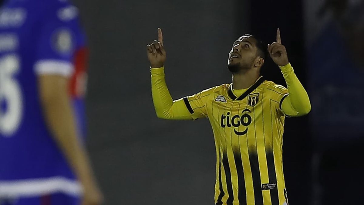Club Guarani vs Boston River