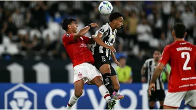 Botafogo venceu o Estudiantes no Nilton Santos