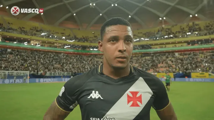 David, atacante do Vasco da Gama, com a camisa 7 durante partida do Brasileirão Série A 2026