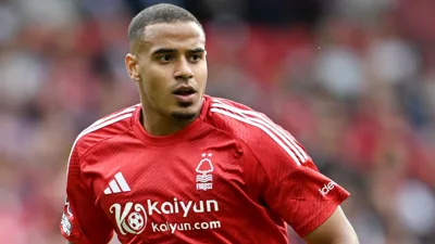 Murillo e a arte de ser zagueiro que o Nottingham Forest não dispensa