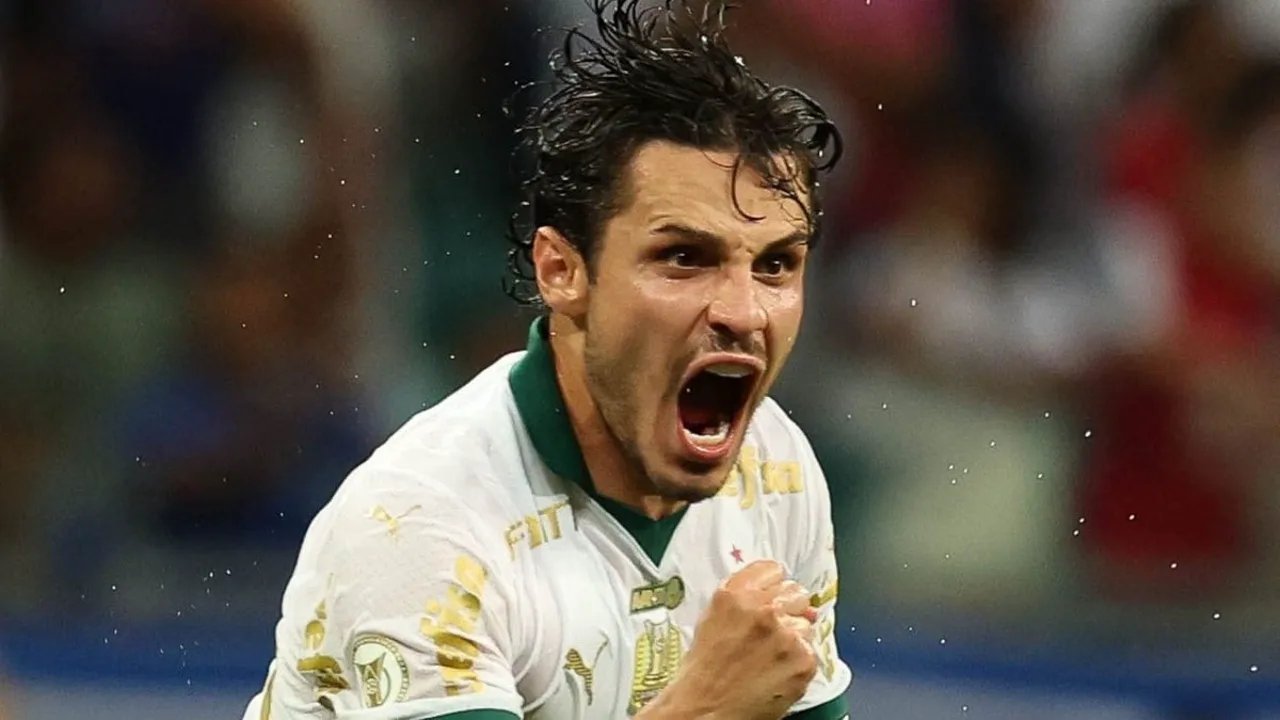 Raphael Veiga pelo Palmeiras e David Terans pelo Fluminense em lances do Brasileirão Série A 2026