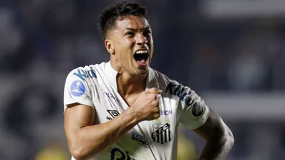 Marcos Leonardo e Marinho: o prodígio de €20 mi frente a frente com o veterano de 12 gols
