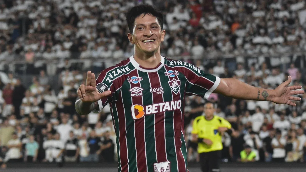 Germán Cano, centroavante argentino do Fluminense, comemorando gol pelo Brasileirão Série A 2026