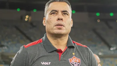 Jair Ribeiro Ventura e o Vitória que ele administra com mão de ferro