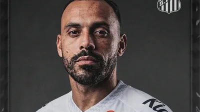 Moisés e os 37 jogos que o Santos encontrou num atacante de 29 anos