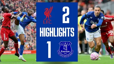 Beto do Everton e Anthony Elanga do Newcastle United em ação na Premier League 2025/2026