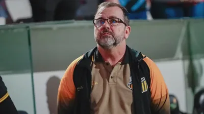 O esquema de Enderson Moreira explicado em 4 movimentos no Novorizontino