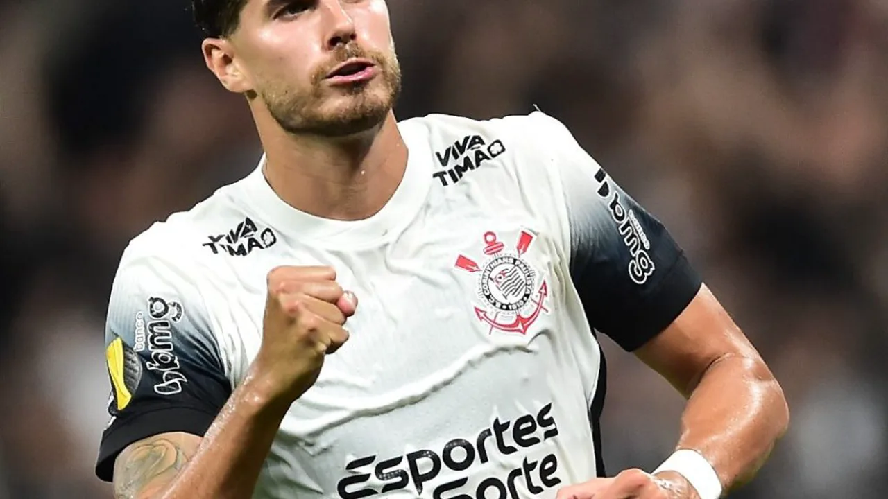 Pedro Raul no Corinthians e Paulo Baya no Fortaleza, dois centroavantes rivais no Brasileirão Série A 2026