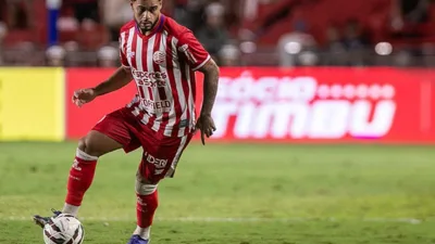 Juninho ou Paul Nebel: quem decide quando o clássico cobra tudo